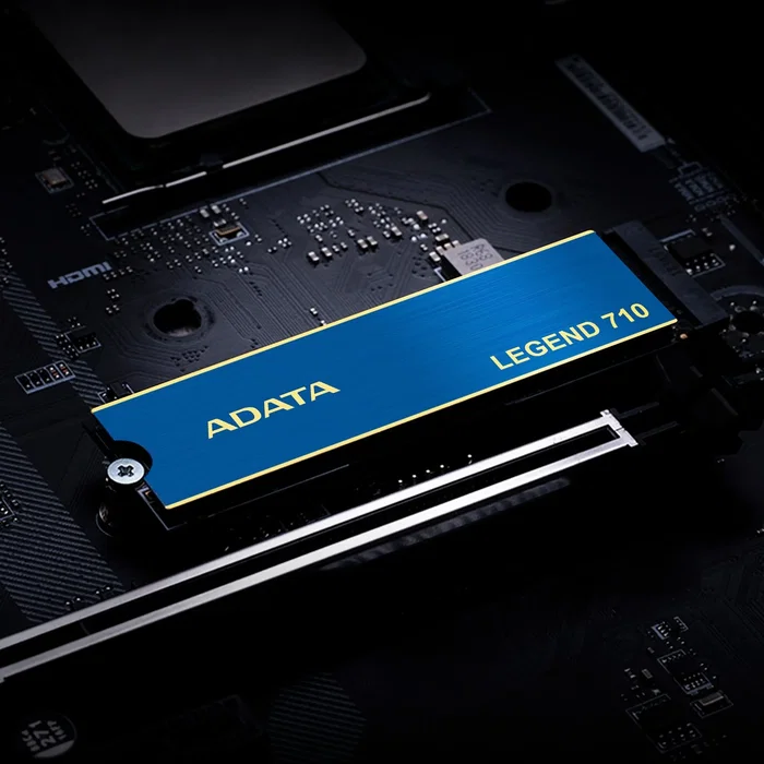 ADATA LEGEND 710 SSD M.2 512GB PCIe Gen3 x4 NVMe 1.4 - Lectura 2400MB/s, Escritura 1000MB/s