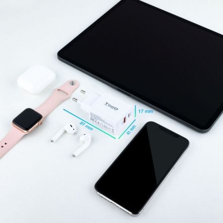 TooQ Cargador de Pared TQWC-2SC04WT 1xUSB Tipo-C 1xUSB 20W Carga Rápida PD QC3.0 Blanco