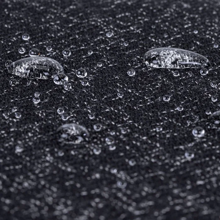 Rivacase 7915 Funda para Portátil 15.6 pulgadas (39.6 cm) Negra con Asa y Cremallera, Compartimento para Tableta, Resistente a Agua y Golpes - 330g