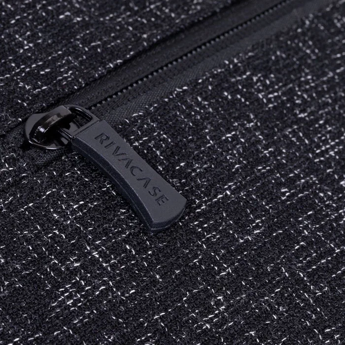 Rivacase 7913 Funda Protectora para Portátil 35.6 cm (14") Negro - Poliéster, Resistente a Golpes, Agua, Polvo y Rayones, con Asa y Bolsillo Trasero