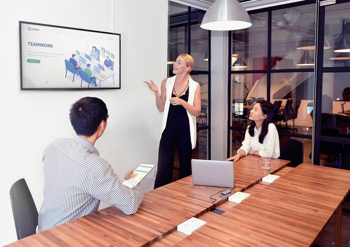 D-Link Docking Station USB-C DUB-2333 - Hub 4K con 3x USB-A 3.0, 1x USB-C, HDMI 1.4 y Carga Power Delivery de 60 W, para Windows y Mac D-Link Docking Station USB-C DUB-2333 - Hub 4K con 3x USB-A 3.0, 1x USB-C, HDMI 1.4 y Carga Power Delivery de 60 W, para Windows y Mac