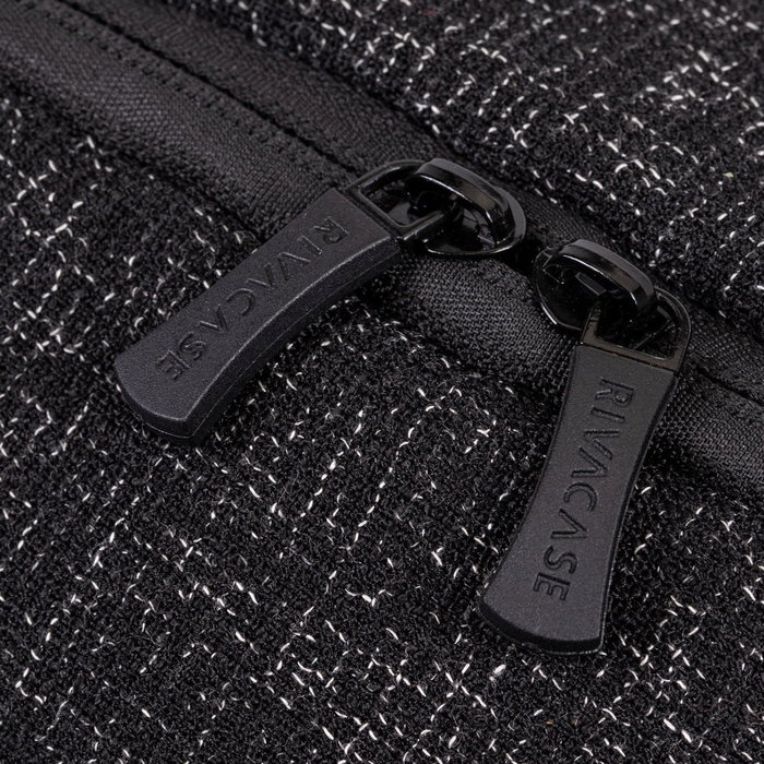 Rivacase 7962 Mochila para Portátil 15.6 Pulgadas (39.6 cm) Negro y Blanco, Poliéster Resistente al Agua, con Compartimento para Tablet