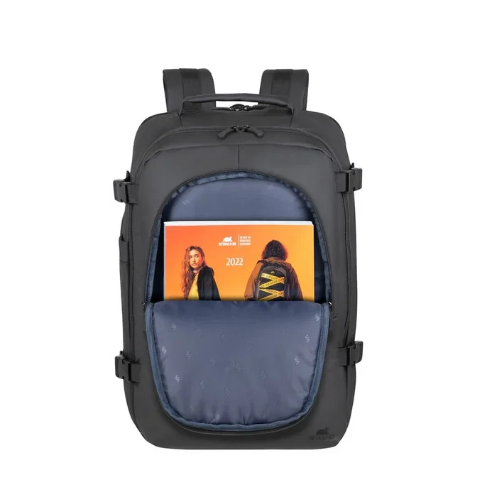 Rivacase Tegel 8465 Mochila informal con compartimento para portátil 17.3", Negro, Poliéster Eco-Friendly RPET, Unisex Niño/Niña