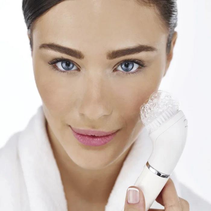 Braun FaceSpa Face 810 Depiladora Facial con Cepillo de Limpieza, Blanco