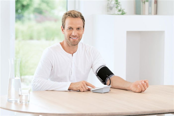 Beurer BM-35 Tensiómetro de Brazo Automático con Detector de Arritmias y 120 Memorias