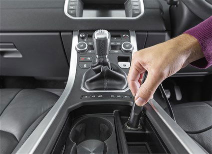 Black+Decker NVB-12-AV Recogetodo Automóvil Aspirador de Mano 12V con Adaptador para Mechero y Cable de 5m para Coche