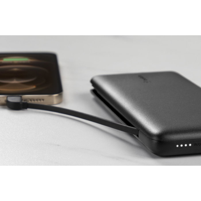 Belkin Powerbank BOOST CHARGE Plus 10K con cables integrados Lightning y USB-C, 10.000 mAh, Negro Belkin Powerbank BOOST CHARGE Plus 10K con cables integrados Lightning y USB-C, 10.000 mAh, Negro