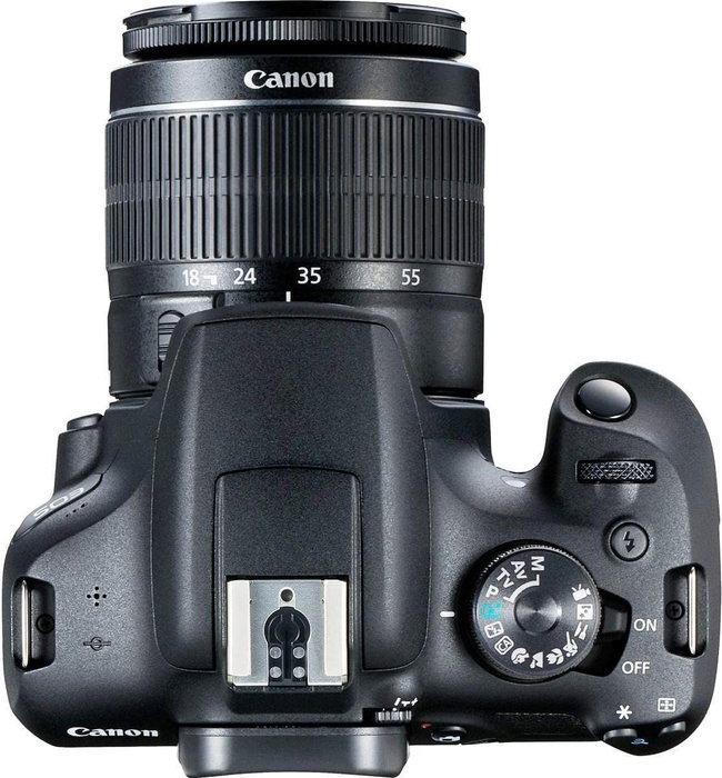 Canon EOS 2000D con objetivo EF-S 18-55mm f/3.5-5.6 III Negro