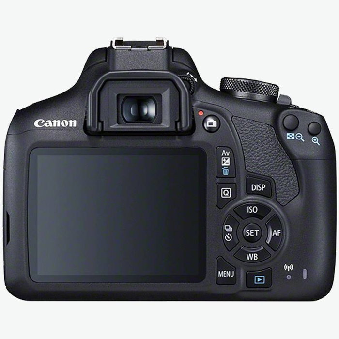 Canon EOS 2000D con objetivo EF-S 18-55mm f/3.5-5.6 III Canon EOS 2000D con objetivo EF-S 18-55mm f/3.5-5.6 III