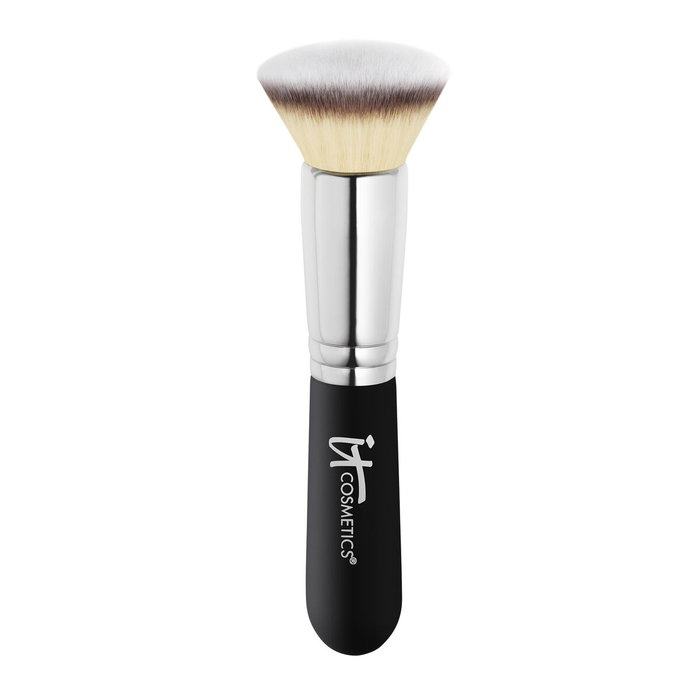 IT Cosmetics Brocha para Base de Maquillaje Heavenly Luxe Flat Top Buffing Foundation Brush #6 IT Cosmetics Brocha para Base de Maquillaje Heavenly Luxe Flat Top Buffing Foundation Brush #6