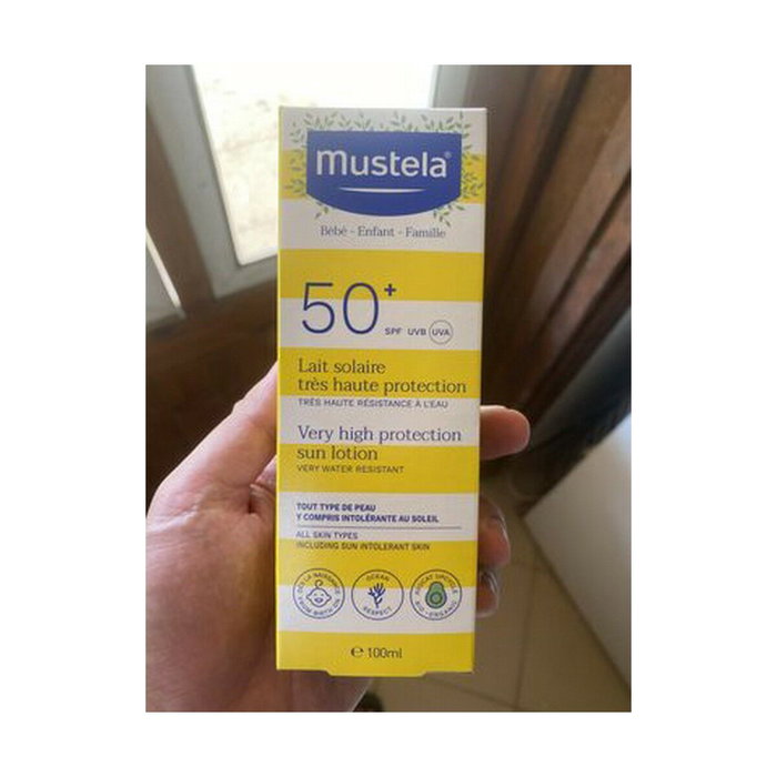 Mustela Leche Solar Muy Alta Protección SPF50+ 100 ml Mustela Leche Solar Muy Alta Protección SPF50+ 100 ml