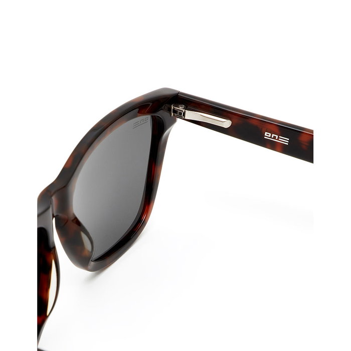 Hawkers ONE X #black Carey Dark - Gafas de Sol Unisex Adulto, Montura Acetato, Lentes TR18 UV400 Categoría 3, Frontal 14 cm, Incluye Funda y Caja