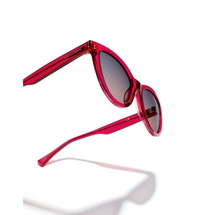 Hawkers Gafas de Sol NOLITA ECO #cherry gradient, Gafas Cat-eye de Acetato Rojo Cereza Transparente, Lentes Degradadas Gris a Rosa UV400, 1 Unidad