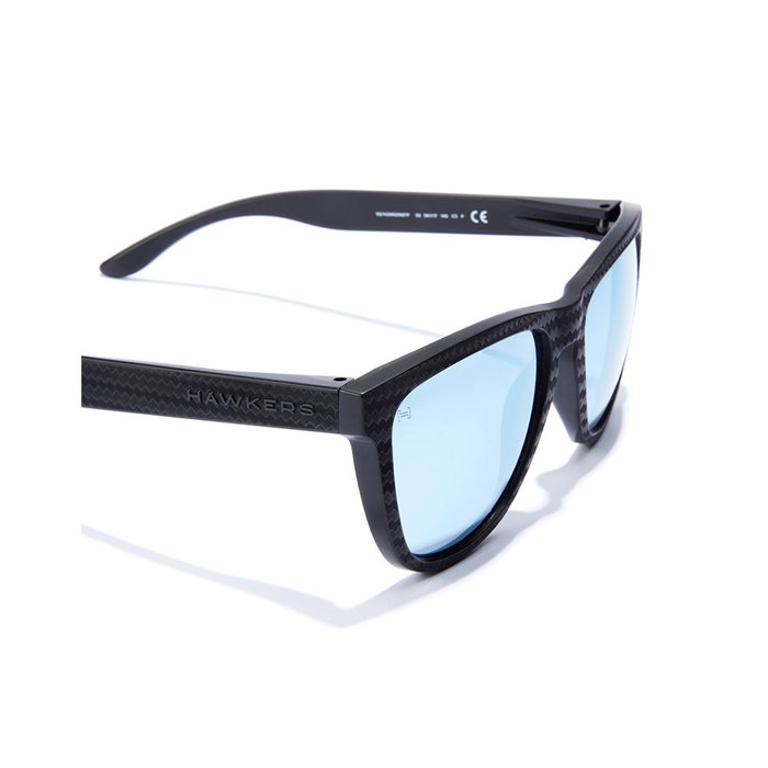 Hawkers Gafas de Sol ONE RAW CARBON FIBER polarized #blue chrome 1 u Gafas de Sol para adultos con lentes polarizadas de color azul cromo espejado