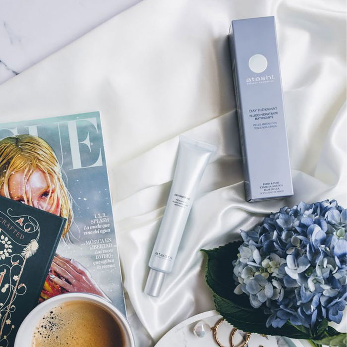 Atashi FRESH & PURE day hidramat 50 ml - Tratamiento Facial Hidratante Matificante y Purificante para Piel Mixta/Grasa Atashi FRESH & PURE day hidramat 50 ml - Tratamiento Facial Hidratante Matificante y Purificante para Piel Mixta/Grasa