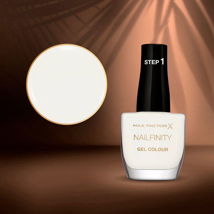 Max Factor Nailfinity #120-blinding lights 12 ml