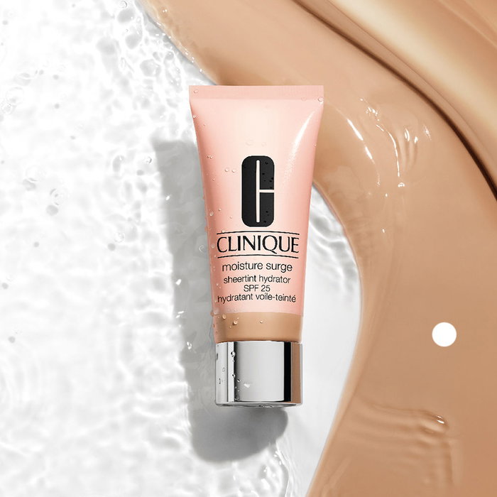 Clinique Moisture Surge SPF 25 Sheertint #02 - Hidratante con Color y Protección Solar, 40 ml