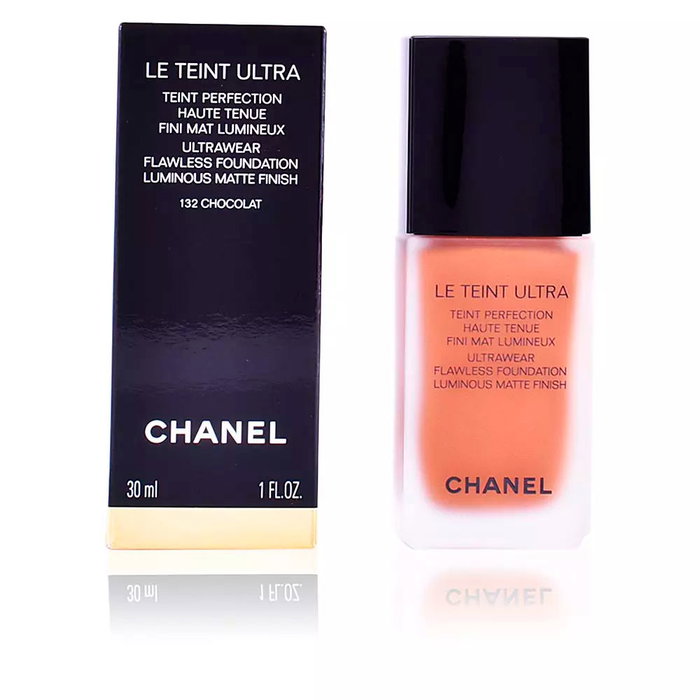 Chanel LE TEINT ULTRA Teint Compact Perfection Haute Tenue SPF 15 Base de Maquillaje Compacta de Larga Duración Mate - Tonos: #132-Chocolat Chanel LE TEINT ULTRA Teint Compact Perfection Haute Tenue SPF 15 Base de Maquillaje Compacta de Larga Duración Mate - Tonos: #132-Chocolat