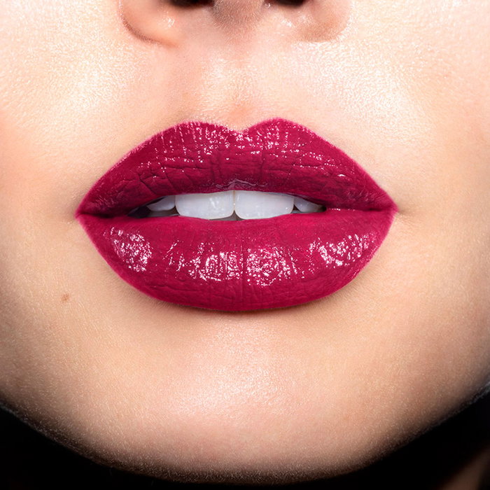 Revlon Super Lustrous Barra de Labios 440-cherries in the snow