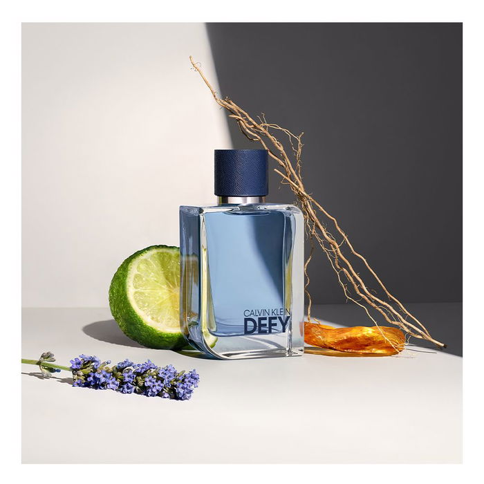 Calvin Klein DEFY Eau de Toilette Vaporizador 100 ml para Hombre Calvin Klein DEFY Eau de Toilette Vaporizador 100 ml para Hombre