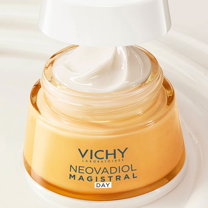 Vichy NEOVADIOL Magistral Crema de Día Antiflacidez y Rellenadora para Pieles Maduras Postmenopausia 50 ml Vichy NEOVADIOL Magistral Crema de Día Antiflacidez y Rellenadora para Pieles Maduras Postmenopausia 50 ml