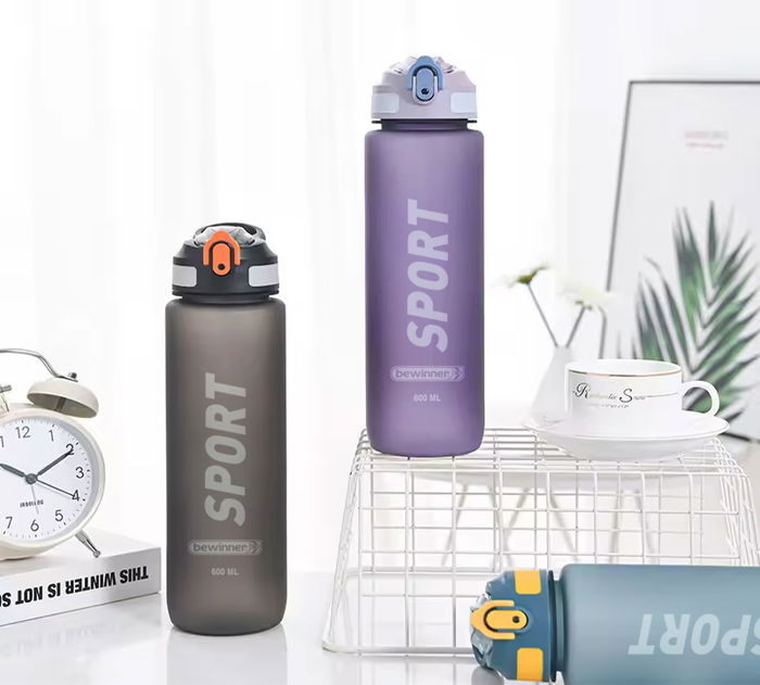 Bewinner Botella de Deporte para Agua 600 ml con Dimensiones 6.8 cm Ancho x 22.5 cm Alto x 10.5 cm Largo (12 Unidades)