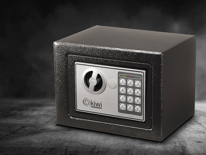 Kiwi Caja Fuerte 4.6L con Dimensiones 26 cm Ancho x 20 cm Alto x 20 cm Largo