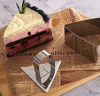 Quttin Set de 4 Moldes para Repostería con Expulsor, Incluye Variedad de Formas (12 Unidades)