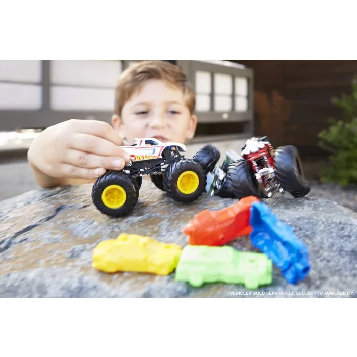 Hot Wheels Monster Trucks Vehículo Básico Escala 1:64 - Modelos Surtidos Hot Wheels Monster Trucks Vehículo Básico Escala 1:64 - Modelos Surtidos