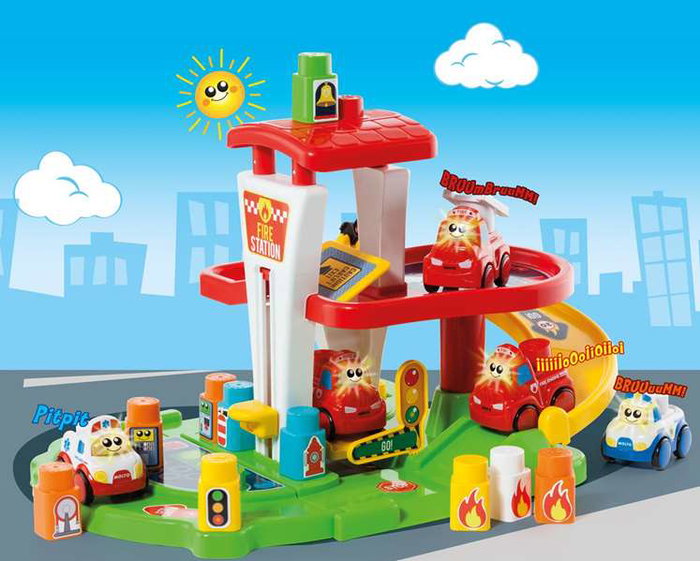 Molto Juego Construcción Estación de Bomberos con Coche Electrónico, Luz y Sonido 53x31x31 cms