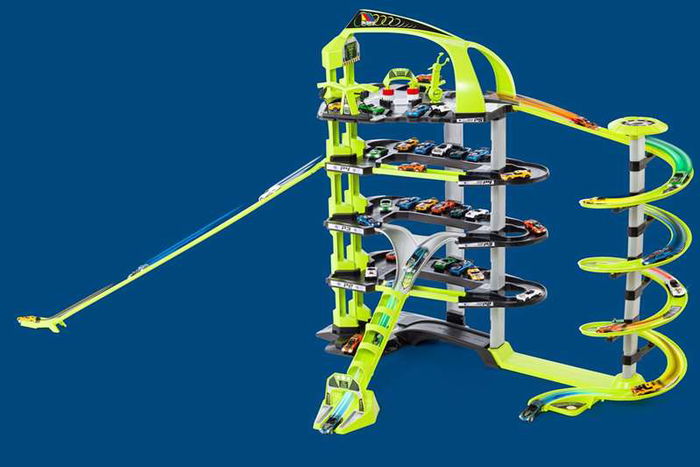 Molto Parking 5 plantas 152 cm de largo incluye 5 coches para niños a partir de 3 años