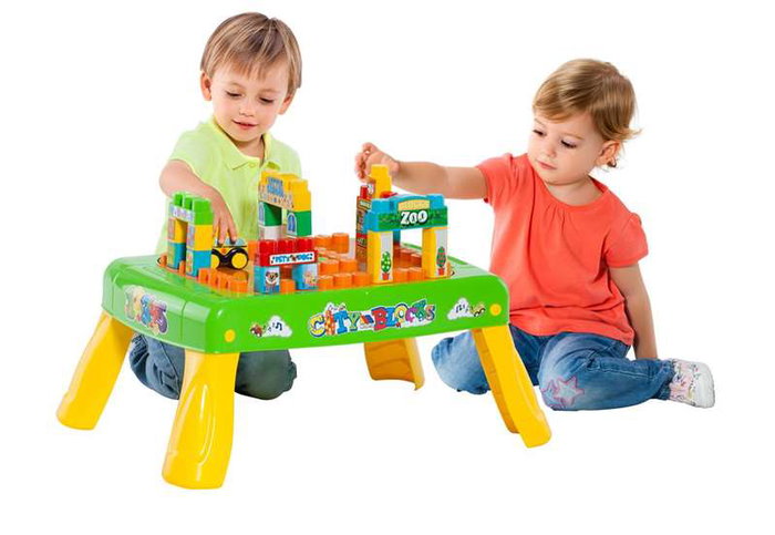 Molto Mesa de Actividades con Luces y Sonidos, Incluye 24 Piezas y Coche, para Niños a Partir de 1 Año