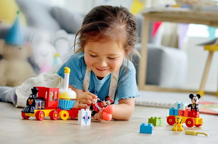 Lego Duplo 10941 Tren de cumpleaños de Mickey y Minnie