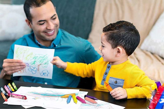 Crayola Ceras Jumbo Lavables Mini Kids, Gran Tamaño para Empuñar Mejor, 24 Unidades, 9x7.5 cm, Multicolor