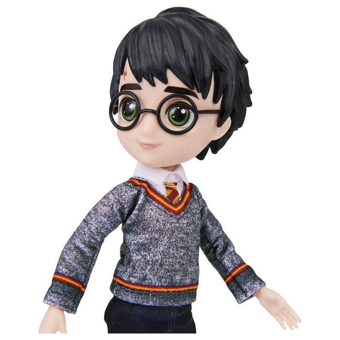 Spin Master Wizarding World Harry Potter - Figura Articulada de Harry Potter con Varita y Uniforme Hogwarts, 20.3 cm - 6061836