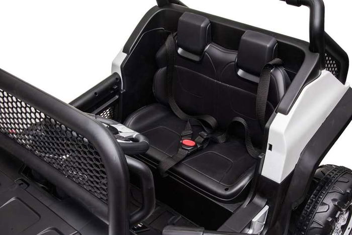 Injusa Coche Mercedes Unimog Batería 12V Mini 108 x 68 x 88cm Juguete para Niños