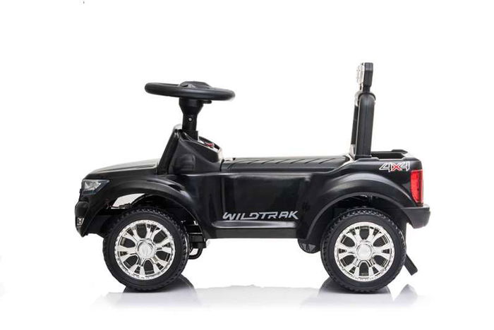 Injusa Correpasillos Ford Ranger 70x37.5x45cm