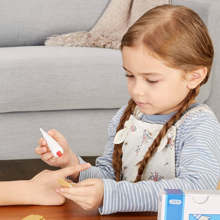 LITTLE TIKES Mi Primer Botiquin Juguete Educativo para Niños +3 Años con 25 Accesorios