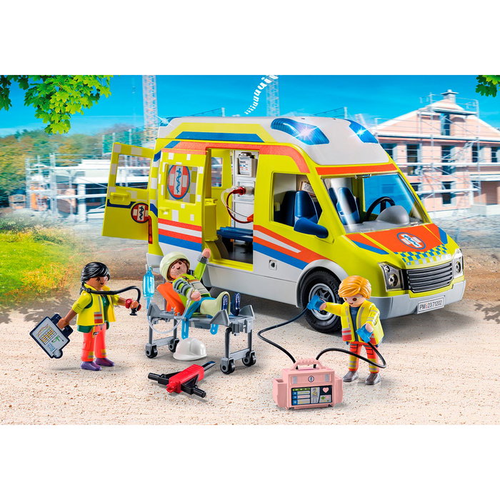 Playmobil Ambulancia con luz y sonido City Life 71202