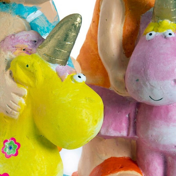 DKD Home Decor Figura de Fibra de Vidrio Niños y Unicornio, Surtido de 2 Piezas