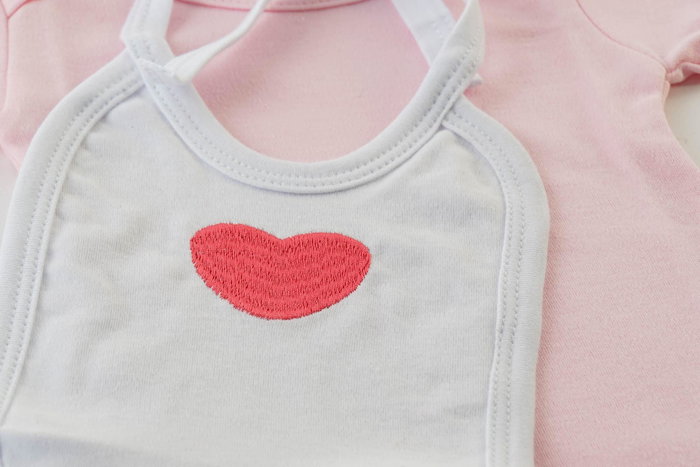 DKD Home Decor Set 11 Piezas Bebe Baby Rosa Blanco 24 x 32 cm Algodon Corazones Mariposas Capacidad 0-6 Meses