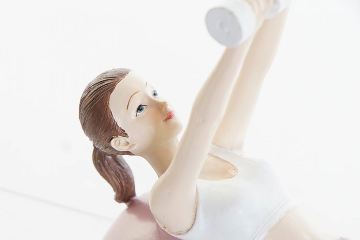 DKD Home Decor Figura de Resina Chica Yoga Rosa