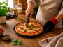 Kinvara Set Pizza Molde, Manopla y Cortapizza - Molde 33x33 cm (Set de 12)