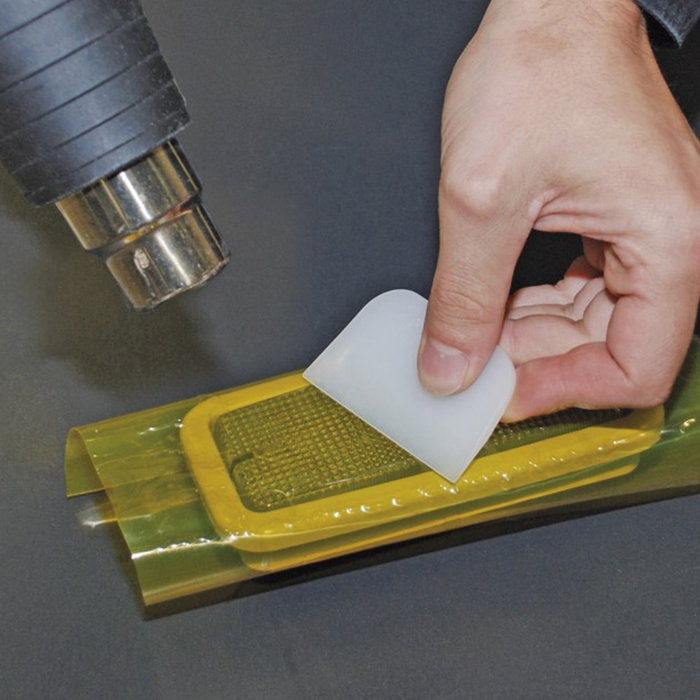 Foliatec FO34130 Película de Plástico Autoadhesiva Tintada Amarillo para Ventanas, 30 x 100 cm, Mejora Privacidad, Reduce Calor y Filtra Rayos UV