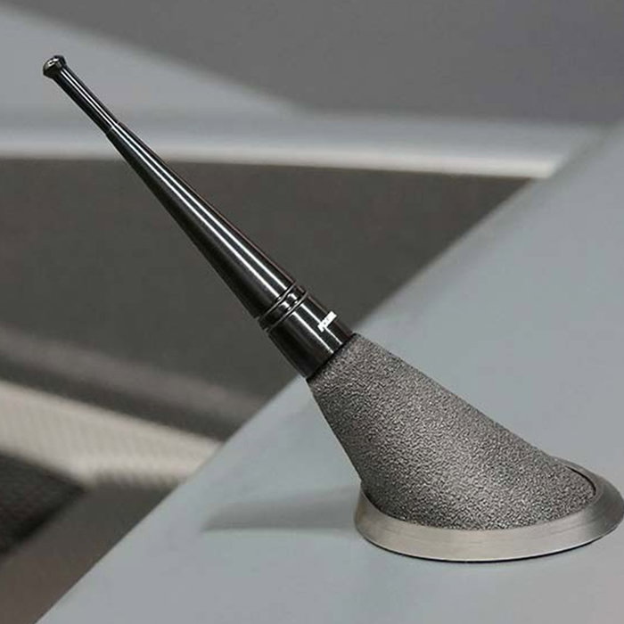 Foliatec FO34695 Antena Exterior Deportiva Negra Design Type Pin 2, 9 cm, para Mejorar Estética del Coche sin Perder Recepción Radio, Incluye Tornillos