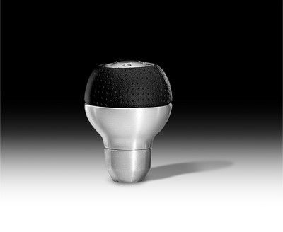 Momo MOM15514141122L Pomo Race Airleather Aluminio para una experiencia de conducción perfecta