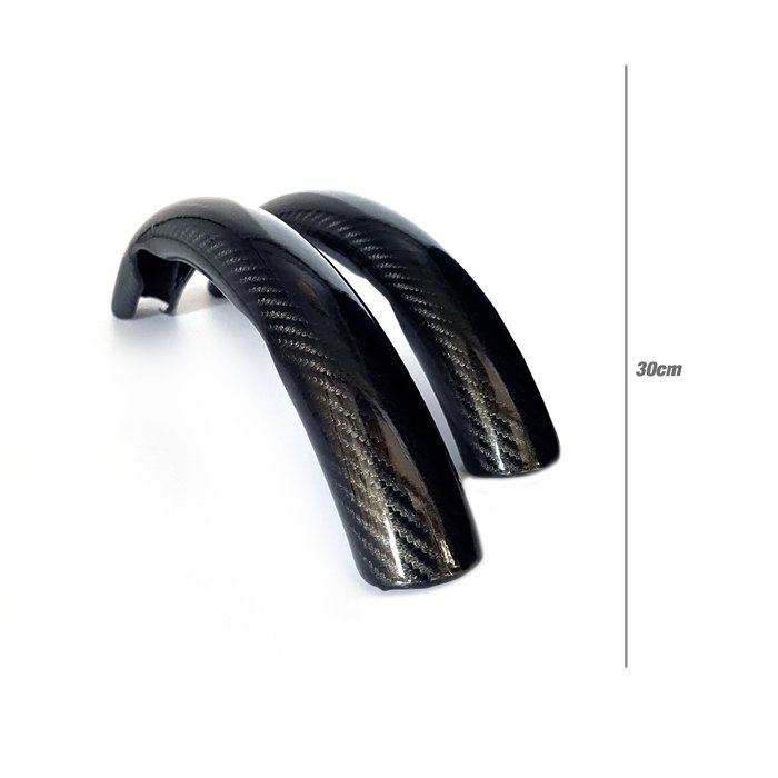 Occ Motorsport Funda De Volante Efecto Carbono OCCFV0001, 2 Piezas ABS, Color Negro/Gris, Universal para Turismos, Diámetro 35-40 cm Occ Motorsport Funda De Volante Efecto Carbono OCCFV0001, 2 Piezas ABS, Color Negro/Gris, Universal para Turismos, Diámetro 35-40 cm