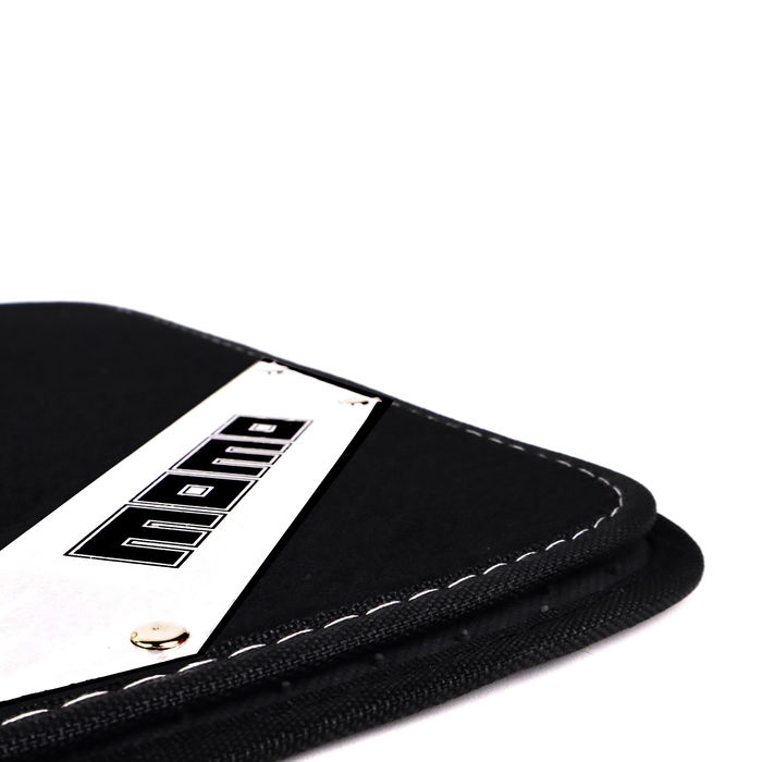 Alfombrilla para Coche MOMO MOMLCM012BW Blanco Negro Universal