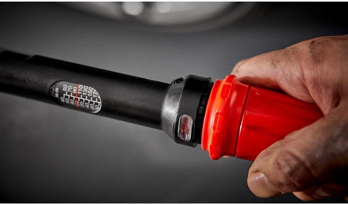 Formula 1 Llave Dinamométrica con Extensión 120mm y Vasos 17-19 mm