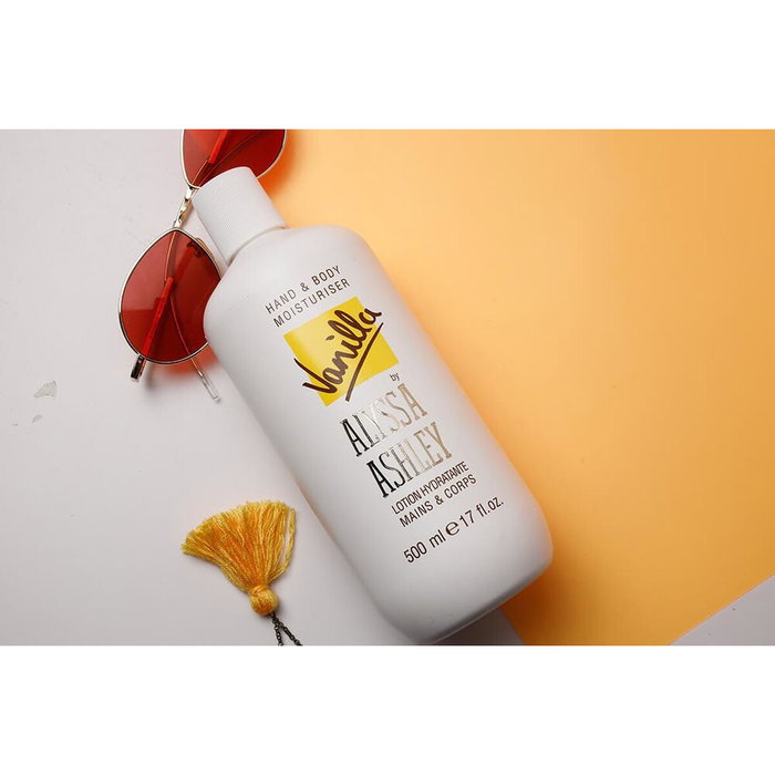 Alyssa Ashley Vanilla Hand & Body Moisturiser Musk 500ml